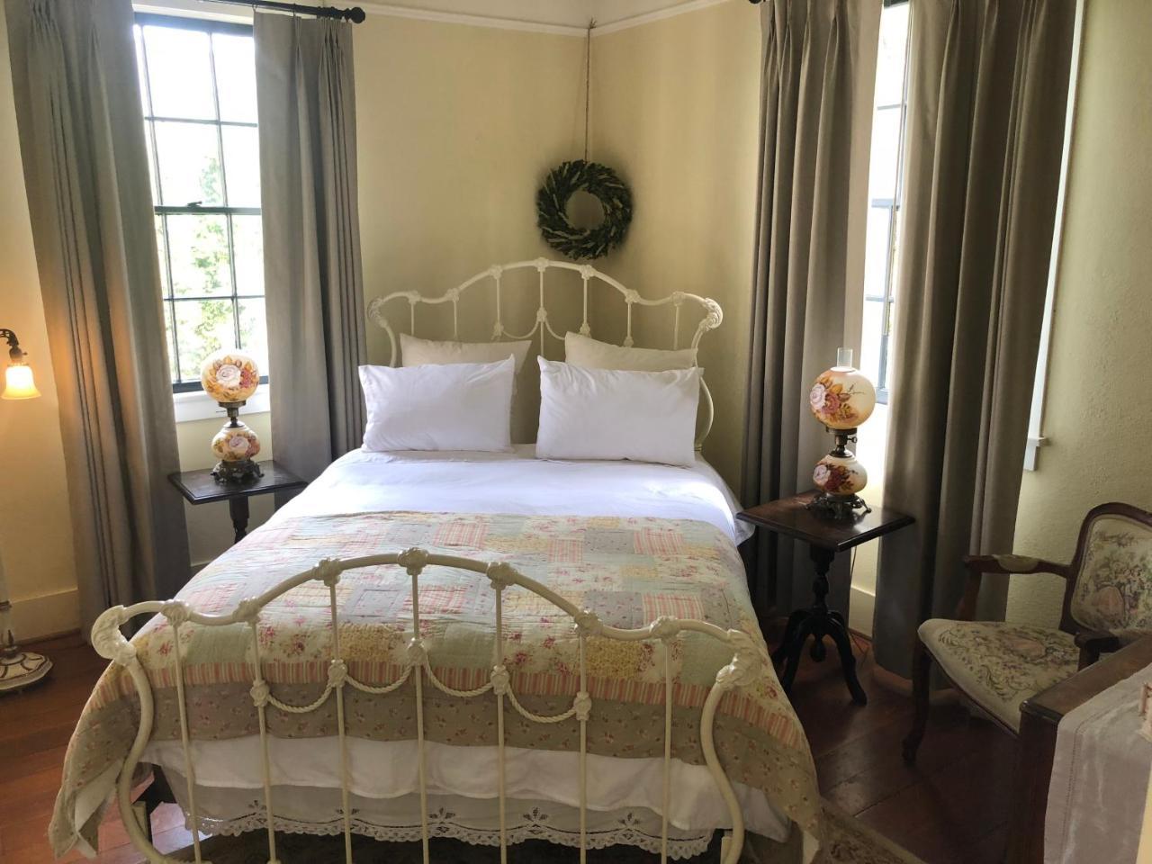 Wolf Creek Inn & Tavern Экстерьер фото