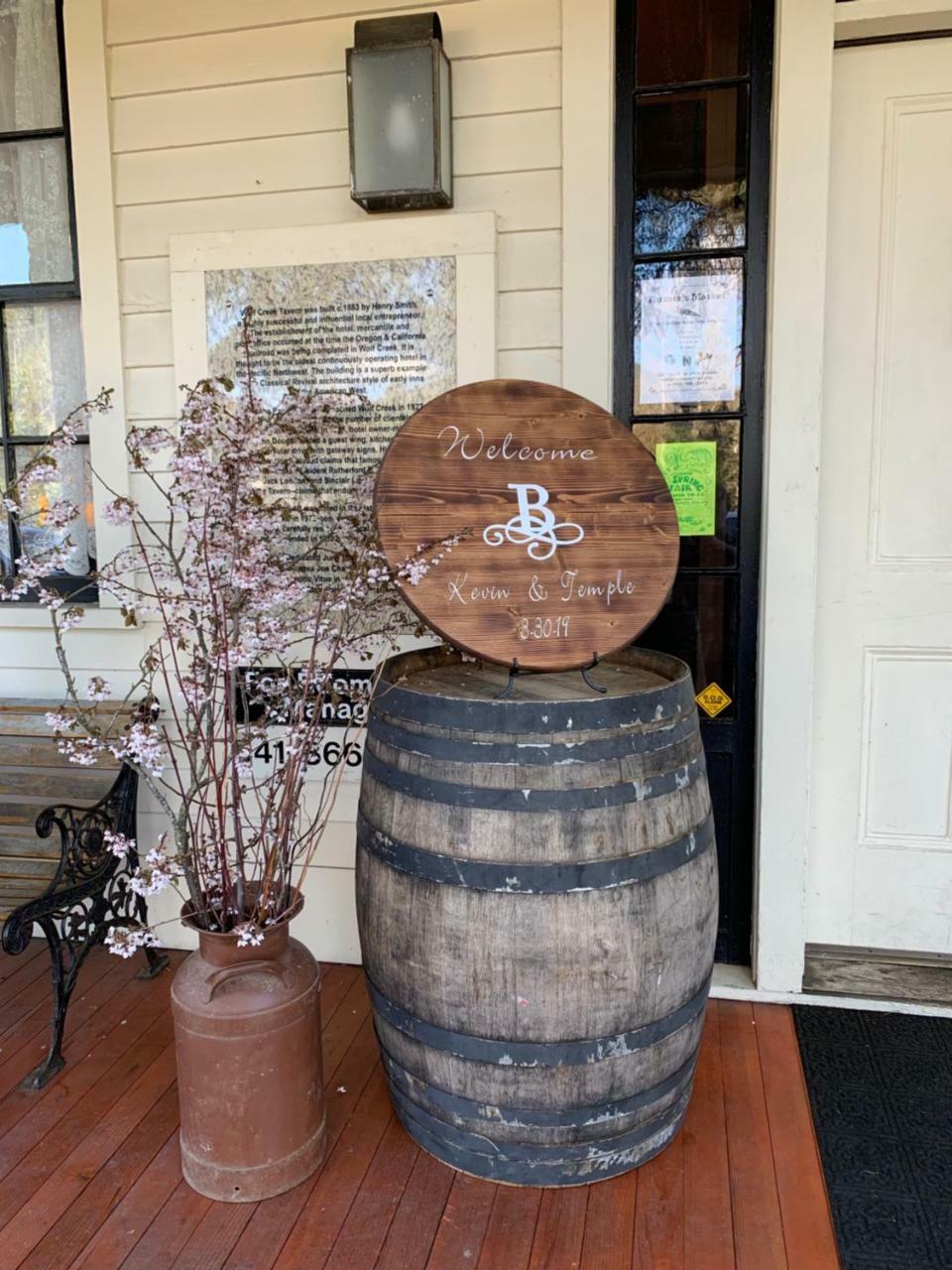 Wolf Creek Inn & Tavern Экстерьер фото
